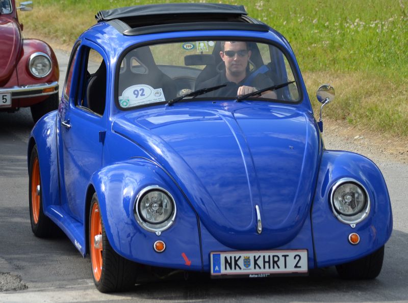 vw_kaefer_1300_02.jpg